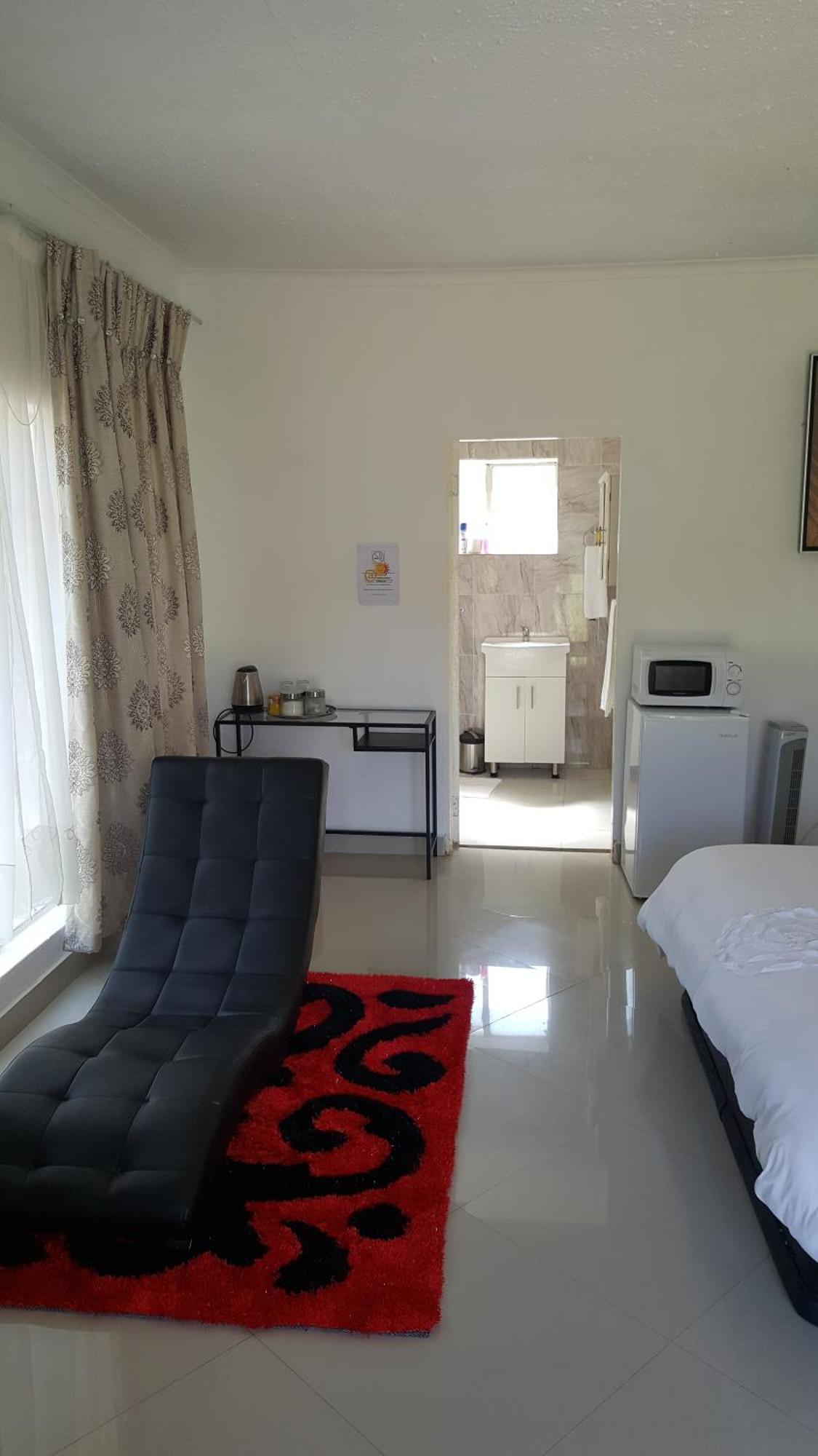 Simbasun Cottages Midrand Buitenkant foto