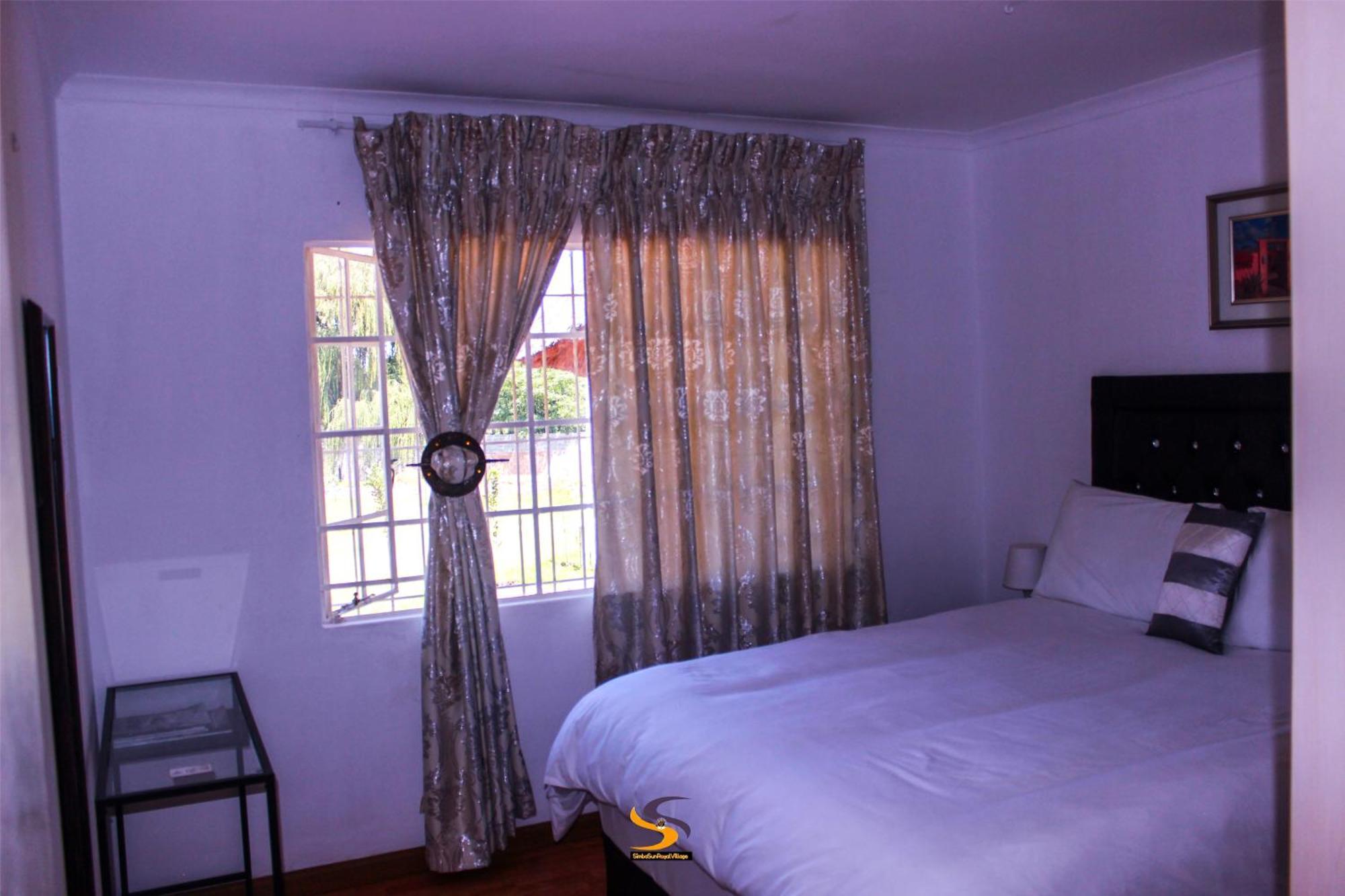 Simbasun Cottages Midrand Buitenkant foto