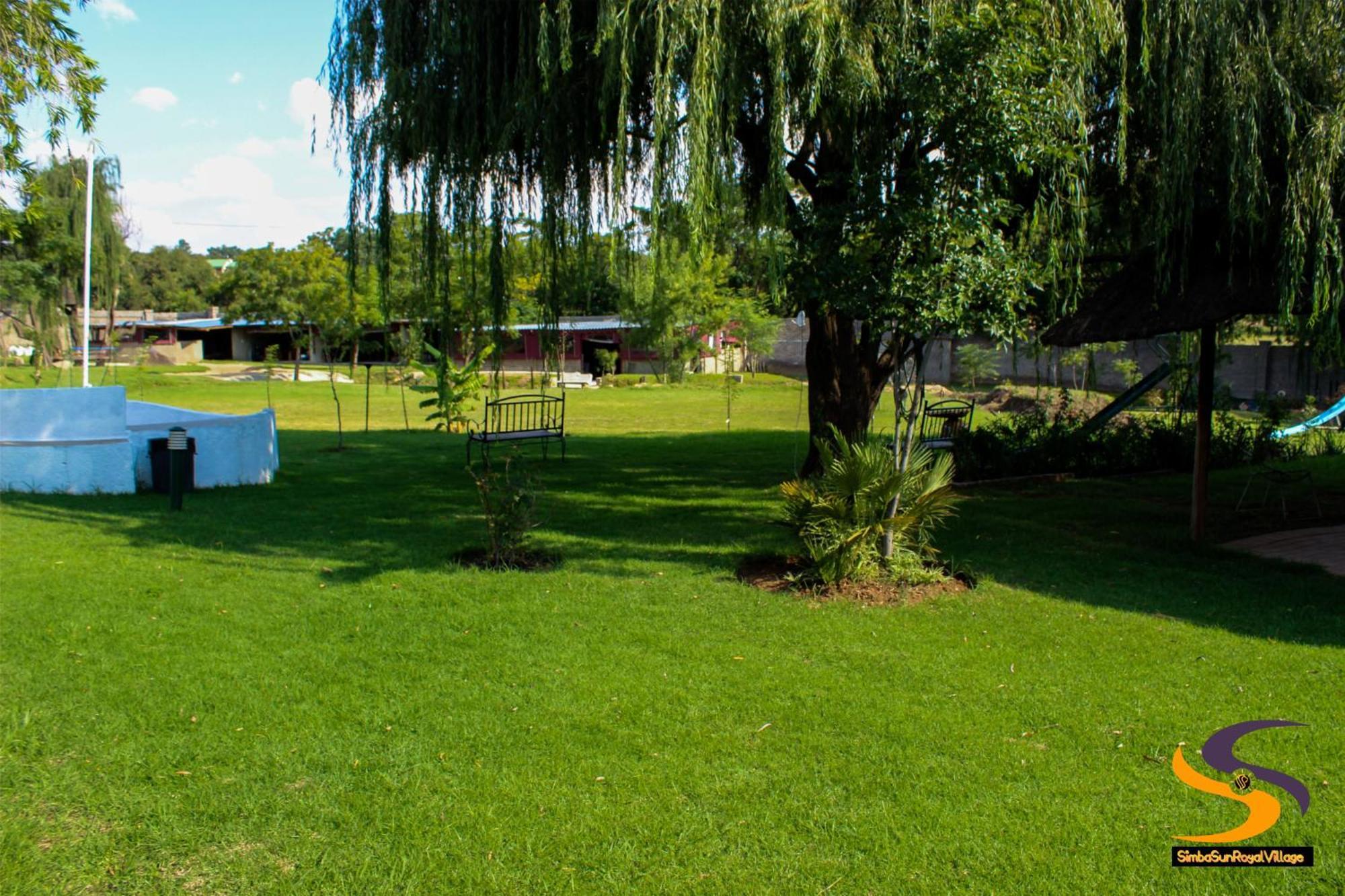 Simbasun Cottages Midrand Buitenkant foto