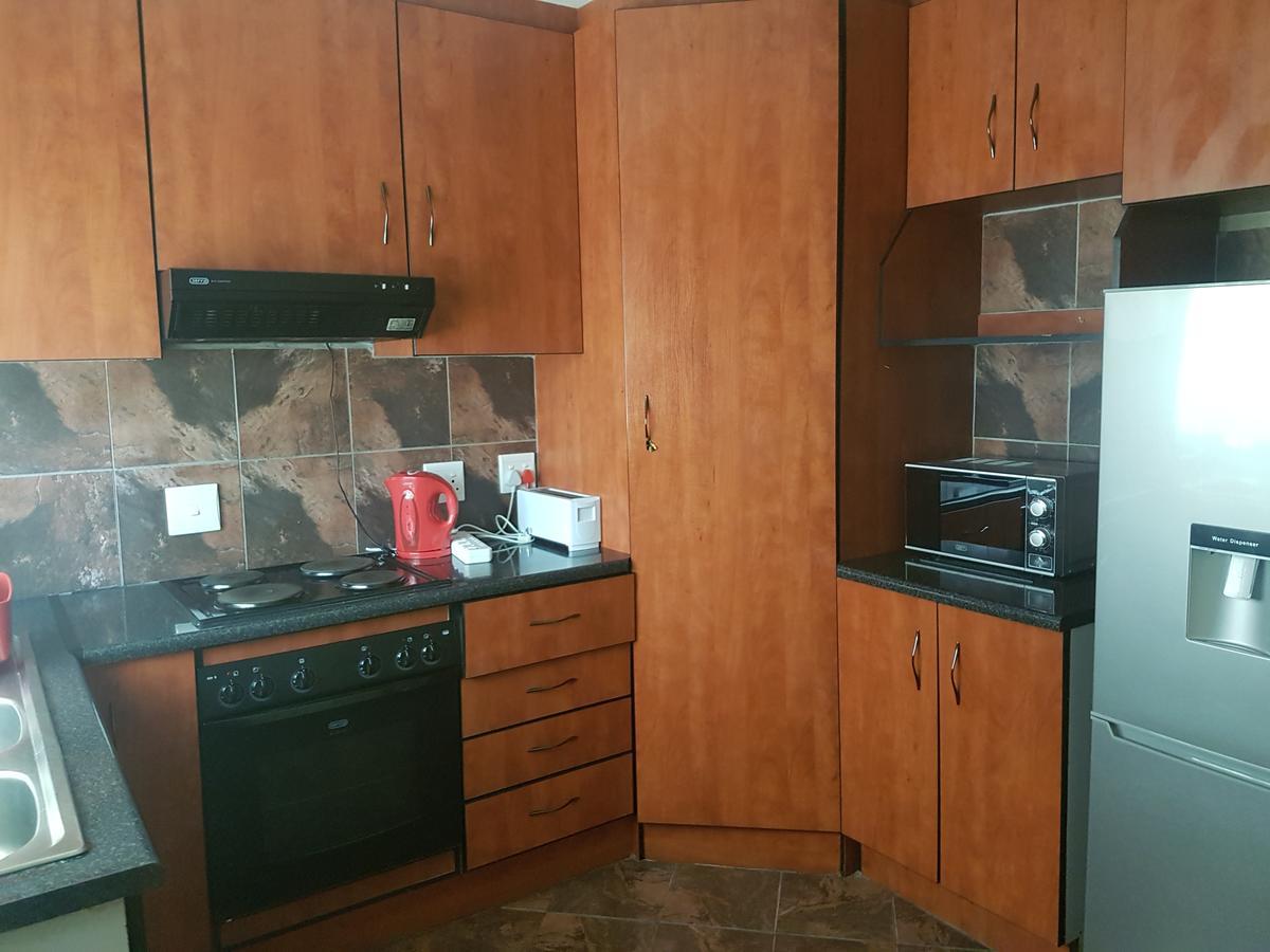 Simbasun Cottages Midrand Buitenkant foto