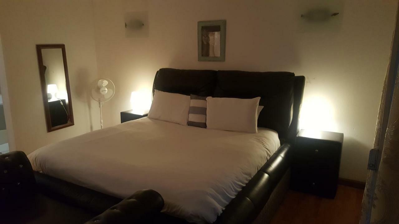 Simbasun Cottages Midrand Buitenkant foto