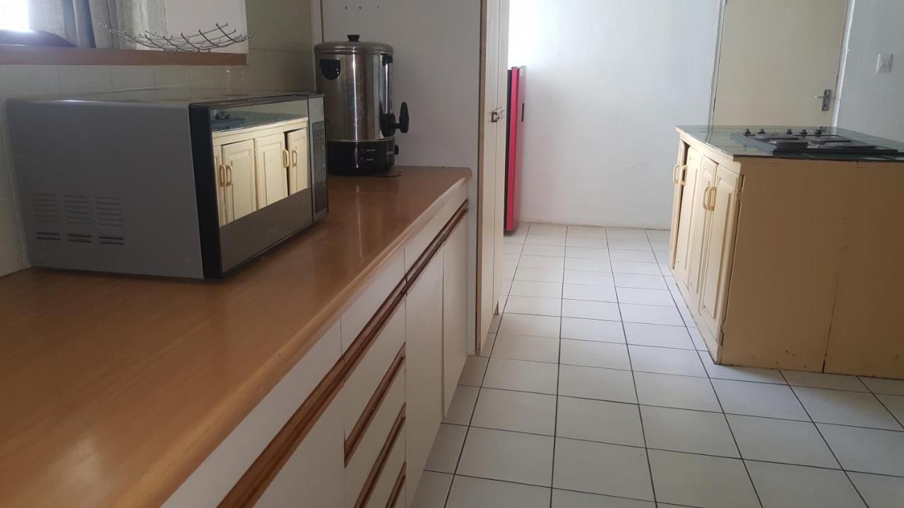 Simbasun Cottages Midrand Buitenkant foto